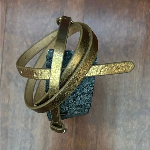 J. Crew Women’s Skinny Gold Bronze Leather Belt, Size Large - Picture 3 of 16